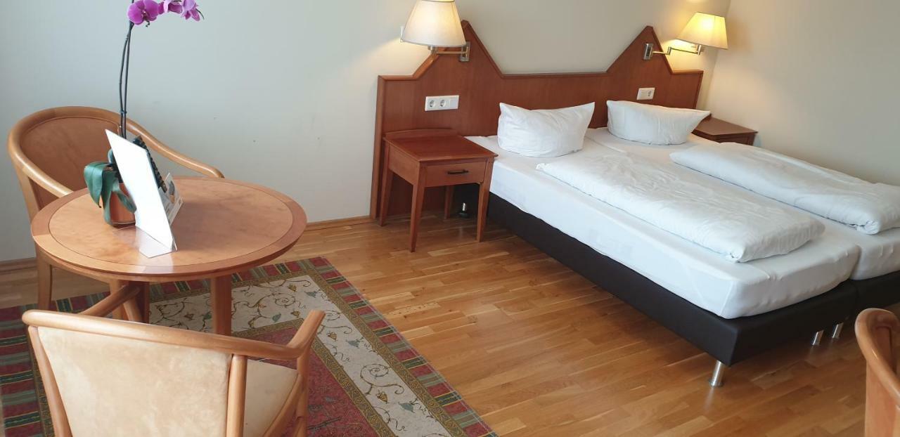 Hotel Am Rossberg Altenahr Luaran gambar